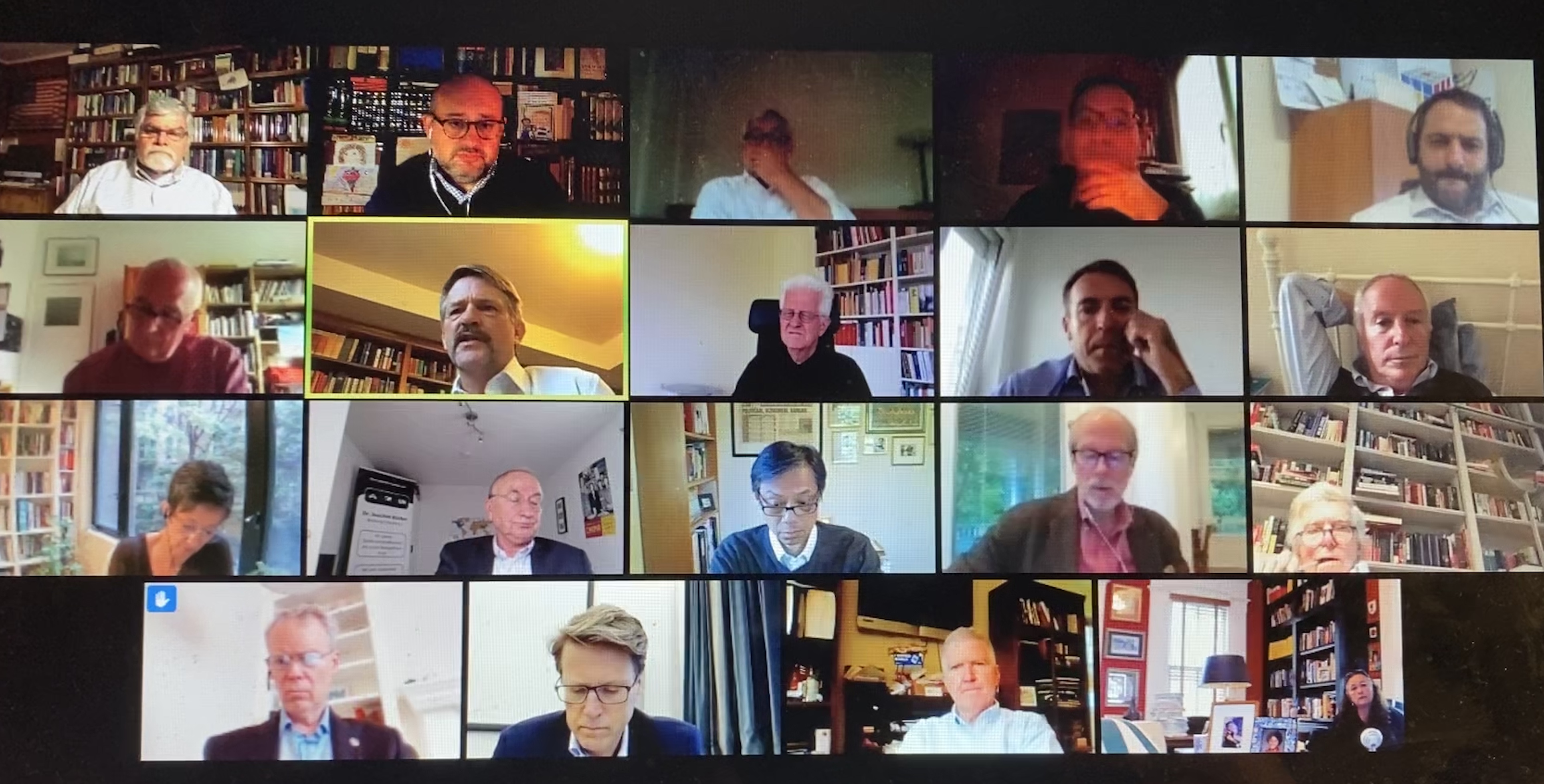 A TRANSATLANTIC INITIATIVE FOR KOSOVO-SERBIA NEGOTIATIONS